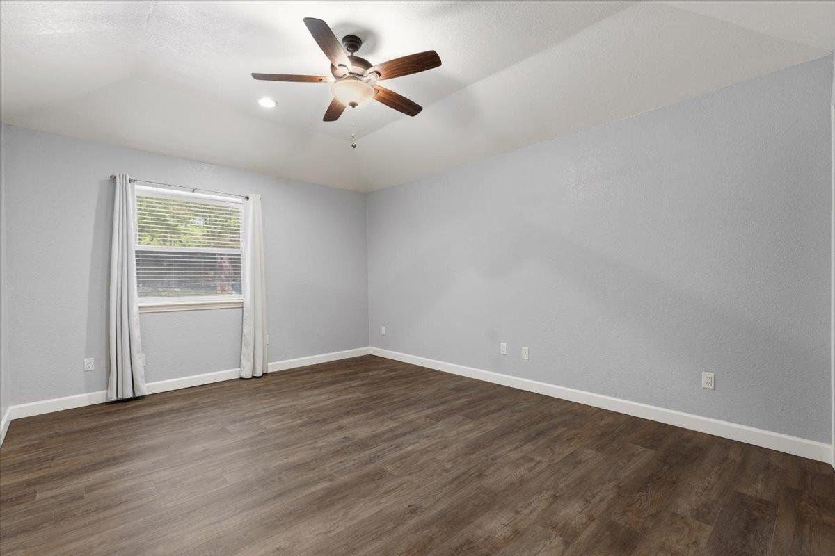 506 La Paloma Dr, Georgetown, TX 78628