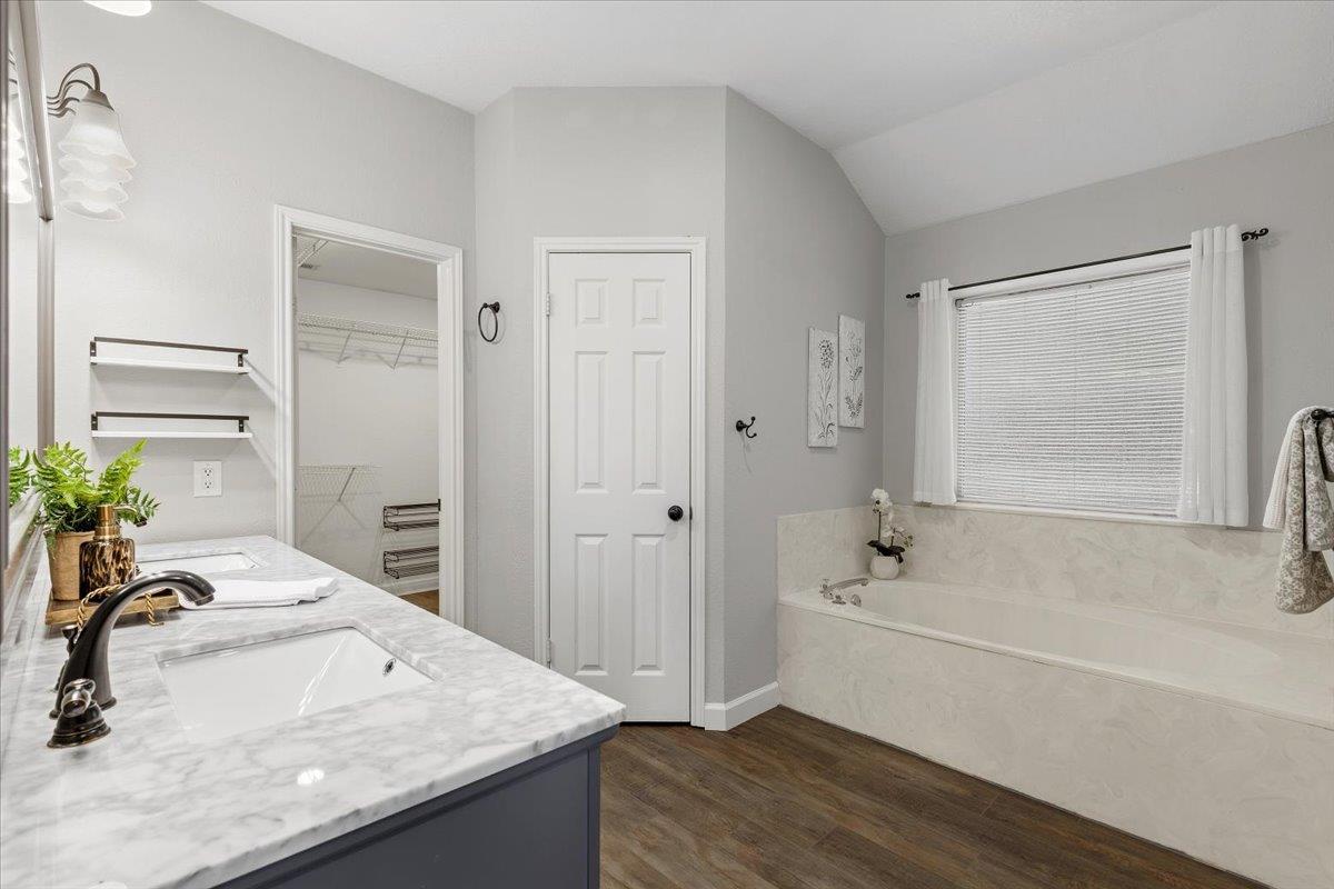 506 La Paloma Dr, Georgetown, TX 78628