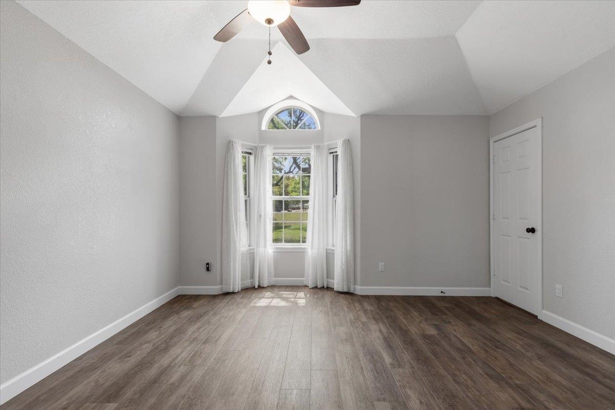 506 La Paloma Dr, Georgetown, TX 78628