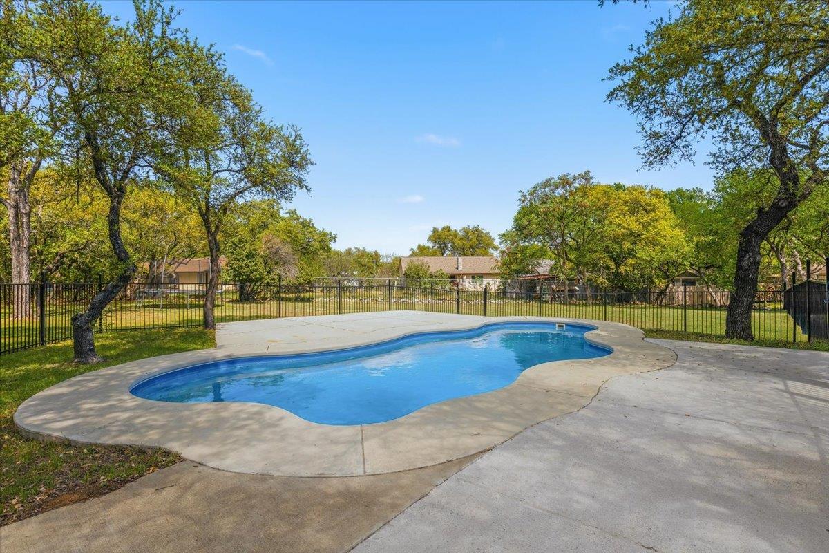 506 La Paloma Dr, Georgetown, TX 78628