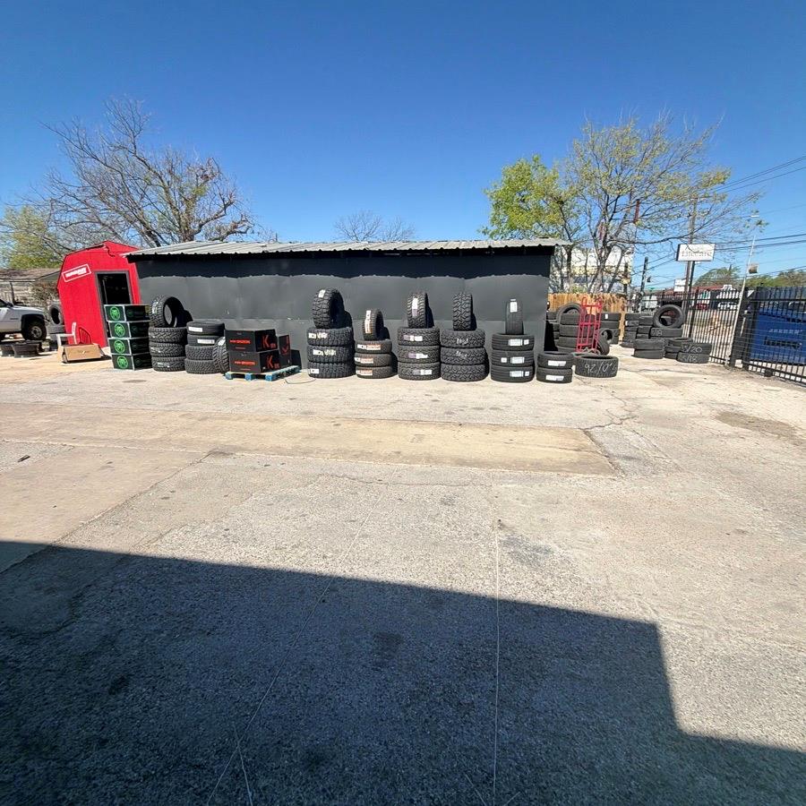 1209 W Anderson Ln, Austin, TX 78757