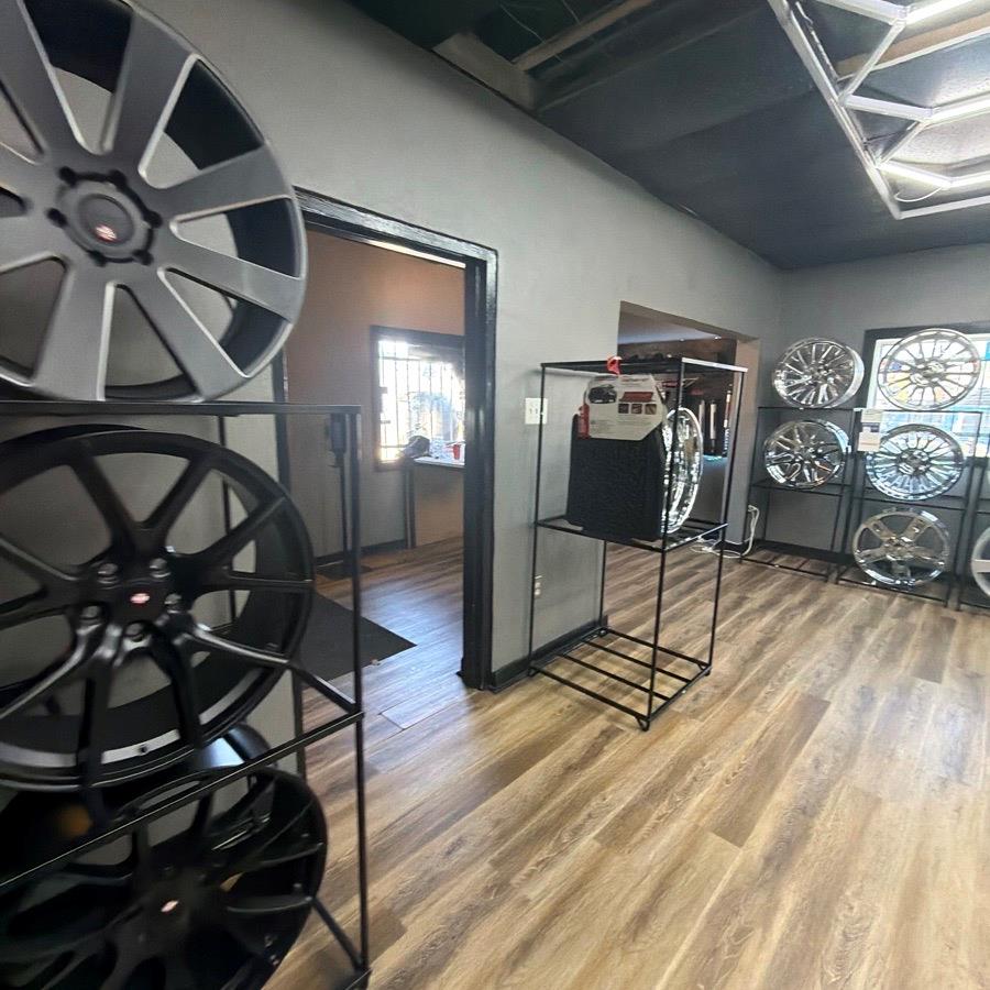 1209 W Anderson Ln, Austin, TX 78757