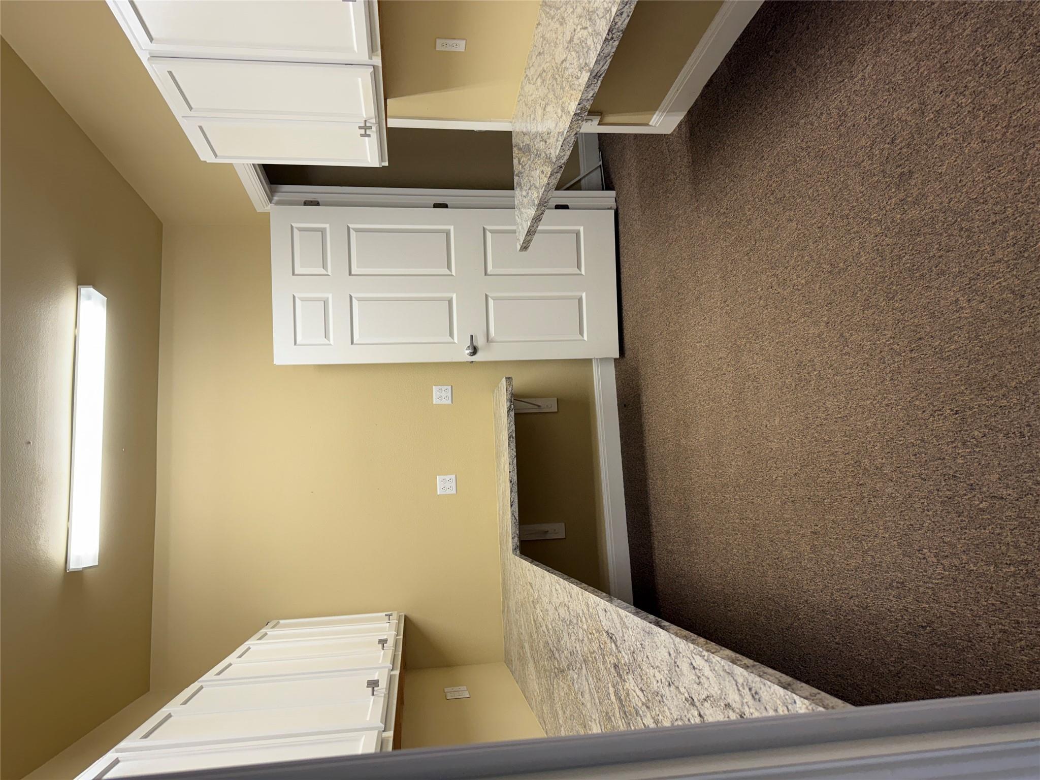 904 Crystal Falls Pkwy, Leander, TX 78641