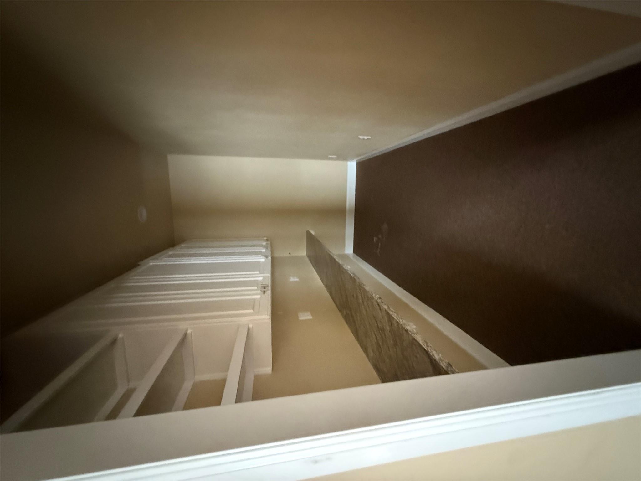 904 Crystal Falls Pkwy, Leander, TX 78641