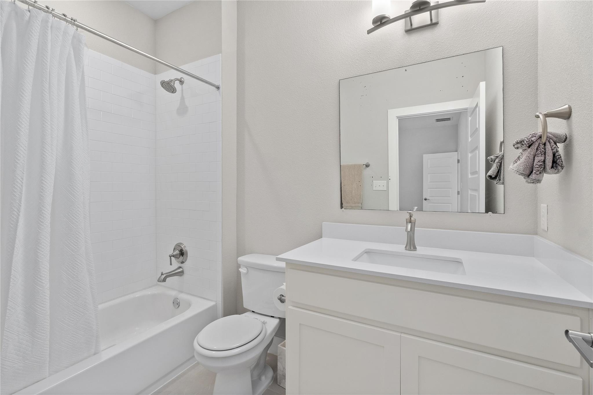 216 Ancient Oak Way, San Marcos, TX 78666