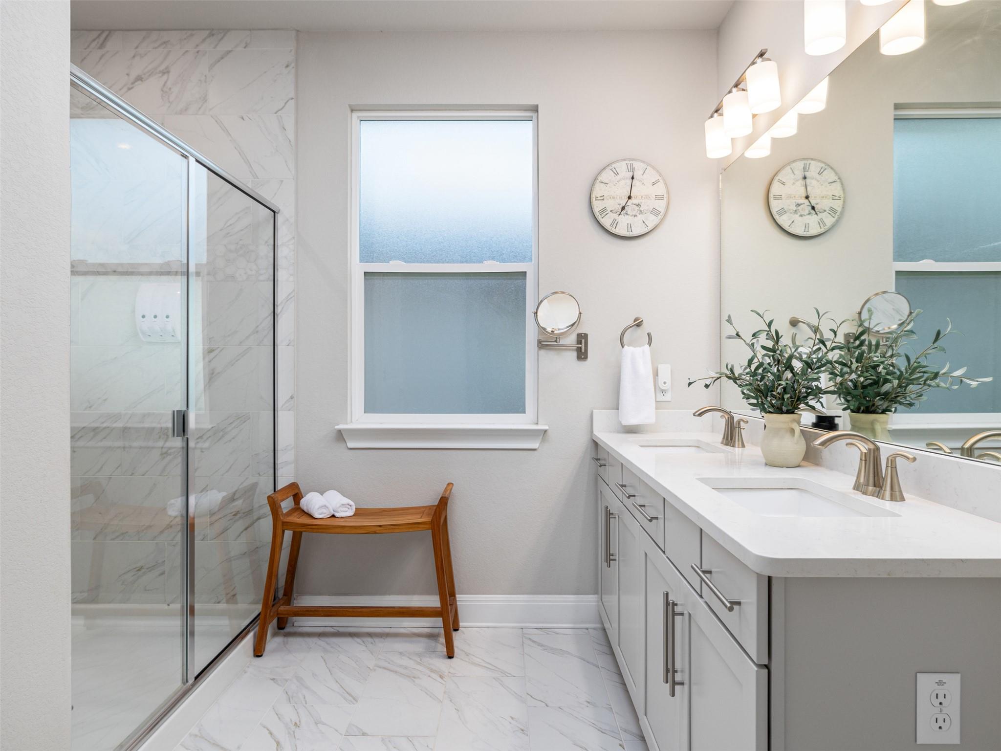 167 Victoria Peak Loop, Dripping Springs, TX 78620