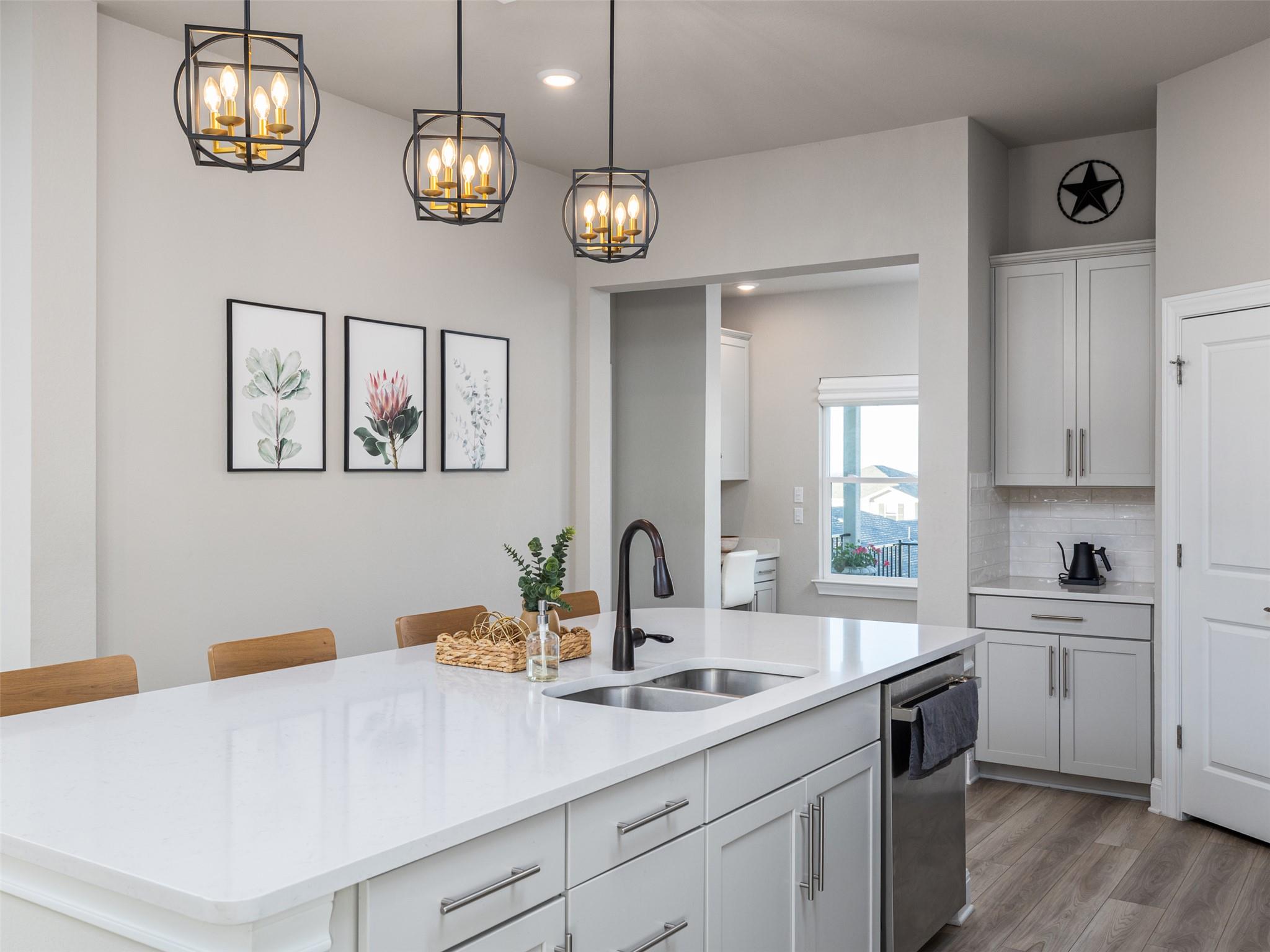 167 Victoria Peak Loop, Dripping Springs, TX 78620