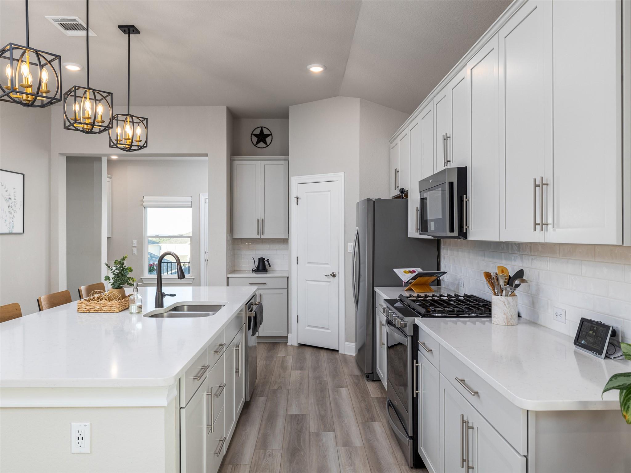 167 Victoria Peak Loop, Dripping Springs, TX 78620