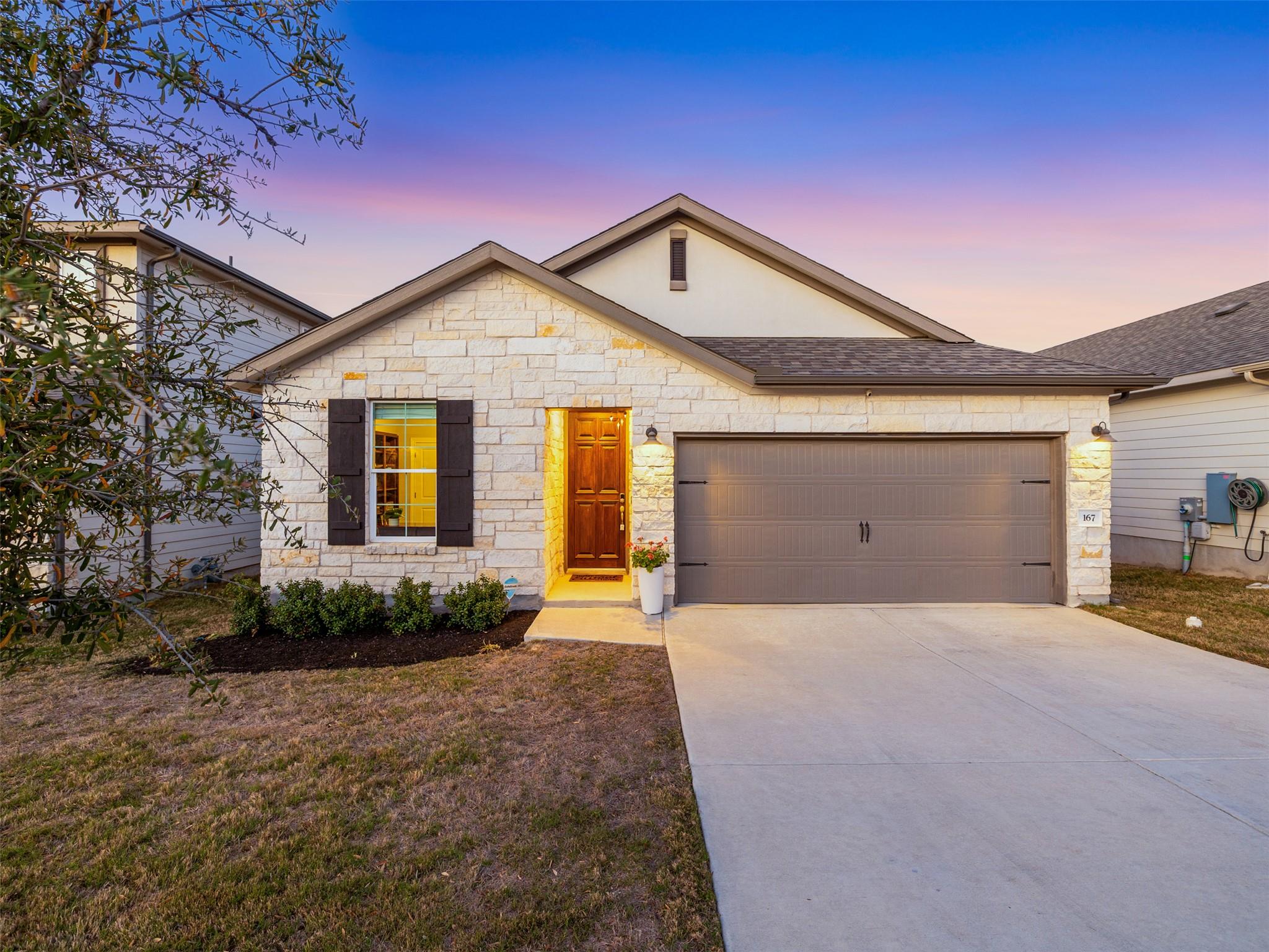 167 Victoria Peak Loop, Dripping Springs, TX 78620