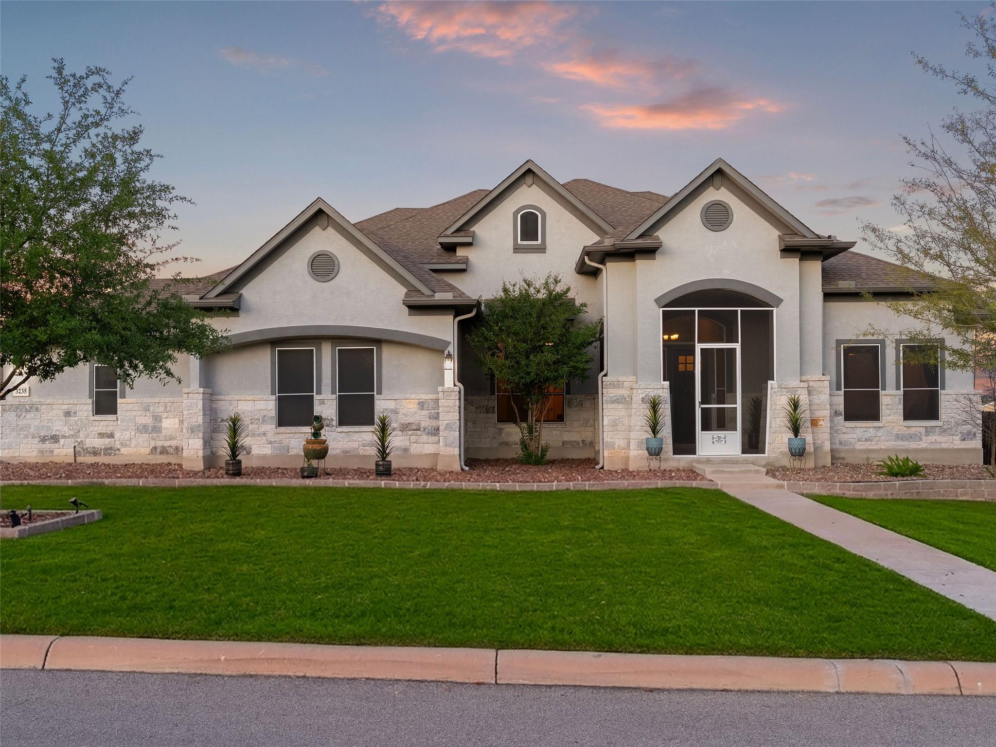 3235 Jasons Way, Marion, TX 78124