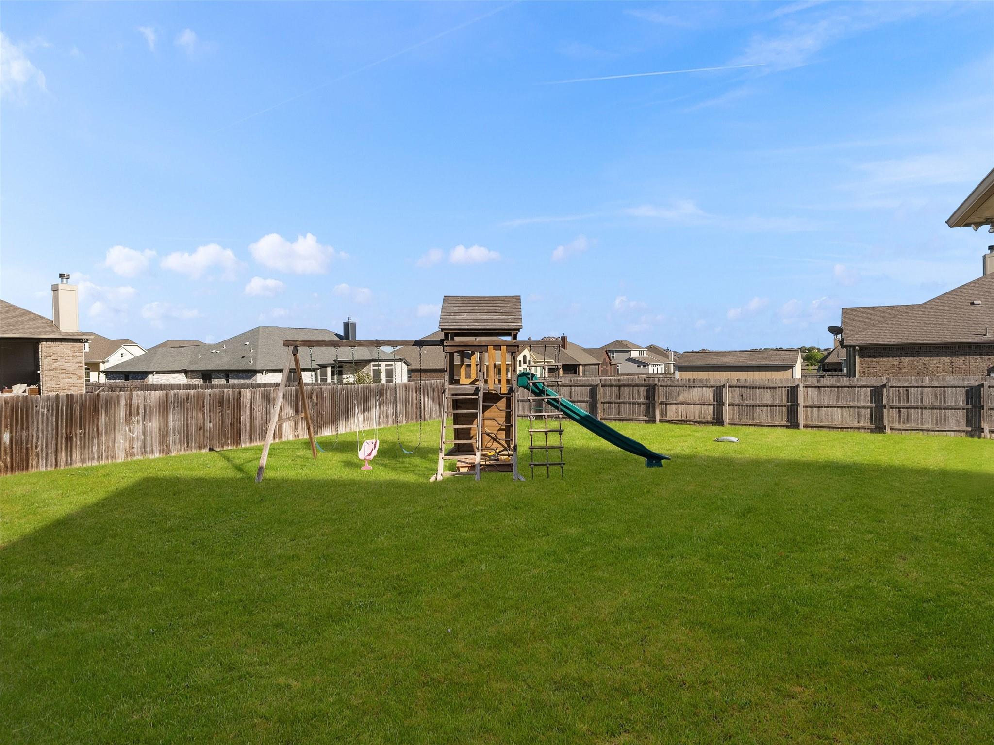 3235 Jasons Way, Marion, TX 78124