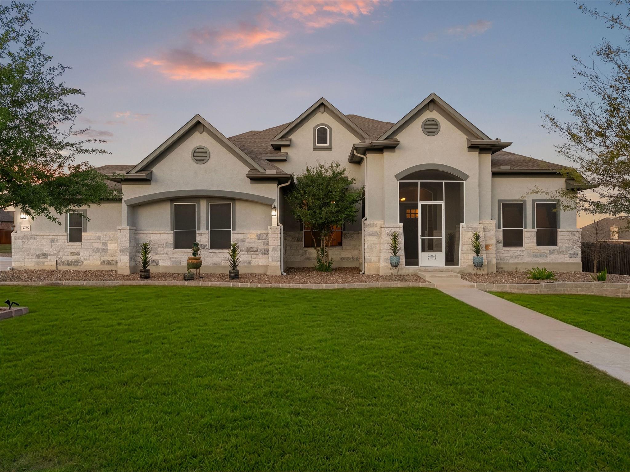 3235 Jasons Way, Marion, TX 78124