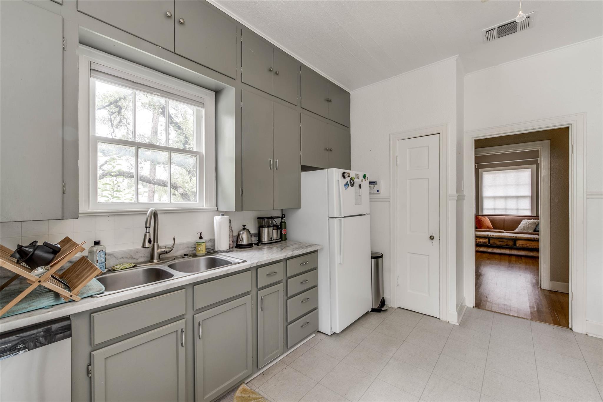 1505 W 12 St, Austin, TX 78703