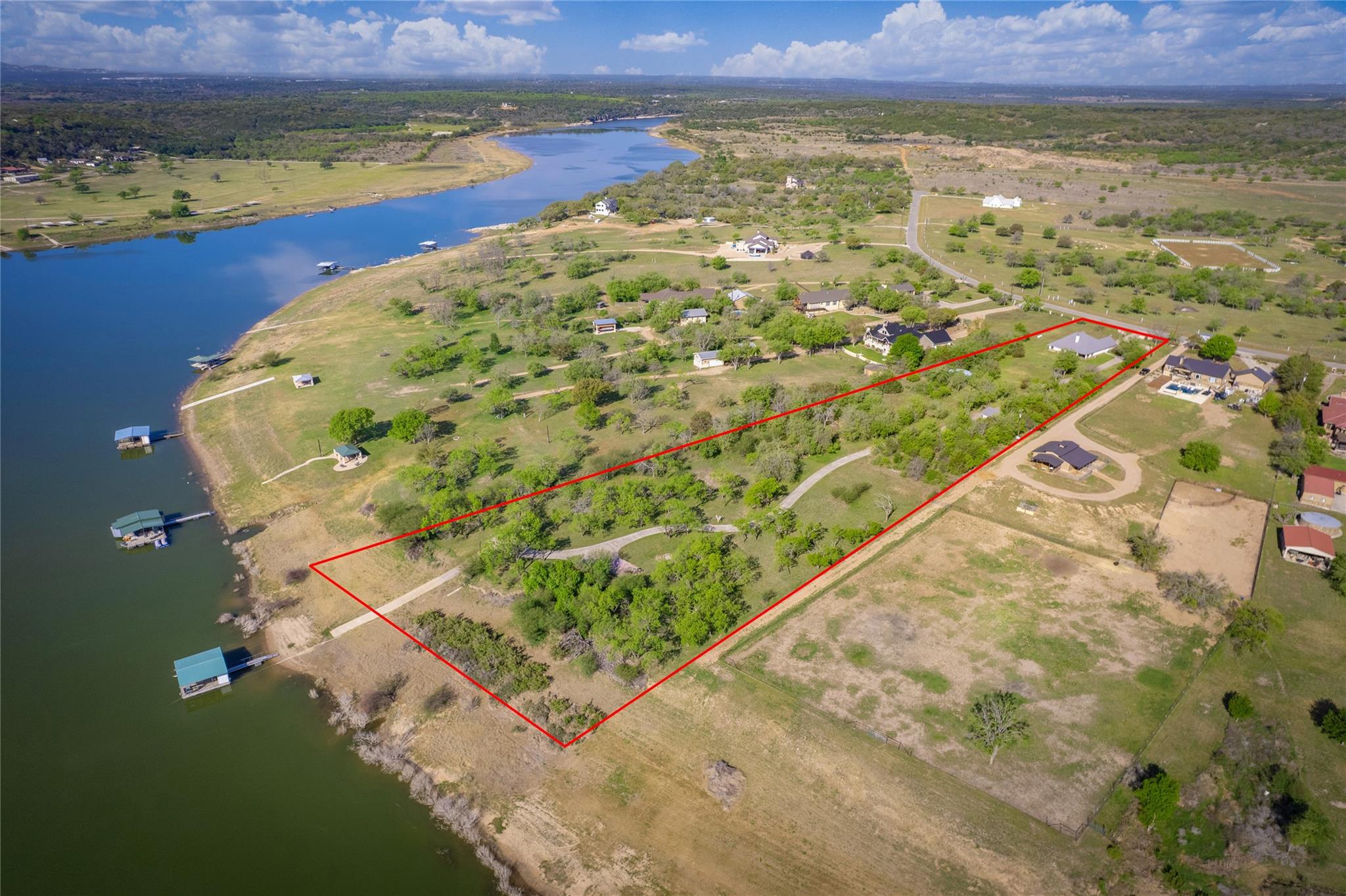493 Chimney Cove Dr, Marble Falls, TX 78654