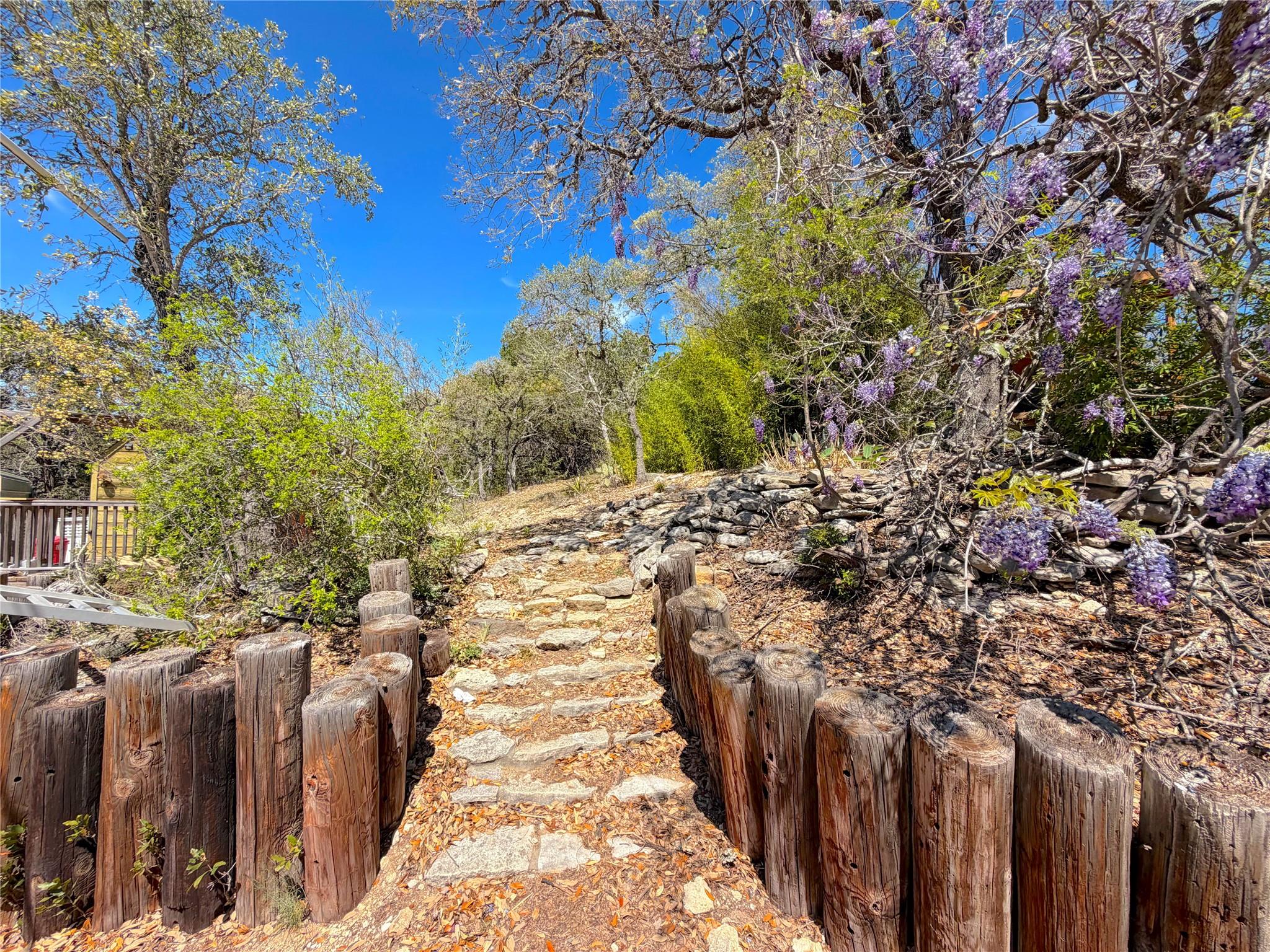 1721 Fm 3424 Dr, Canyon Lake, TX 78133