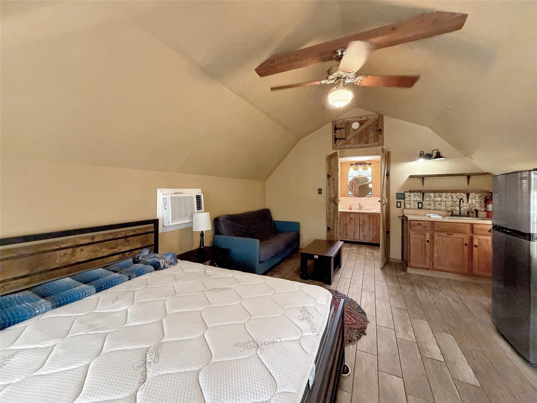 1721 Fm 3424 Dr, Canyon Lake, TX 78133