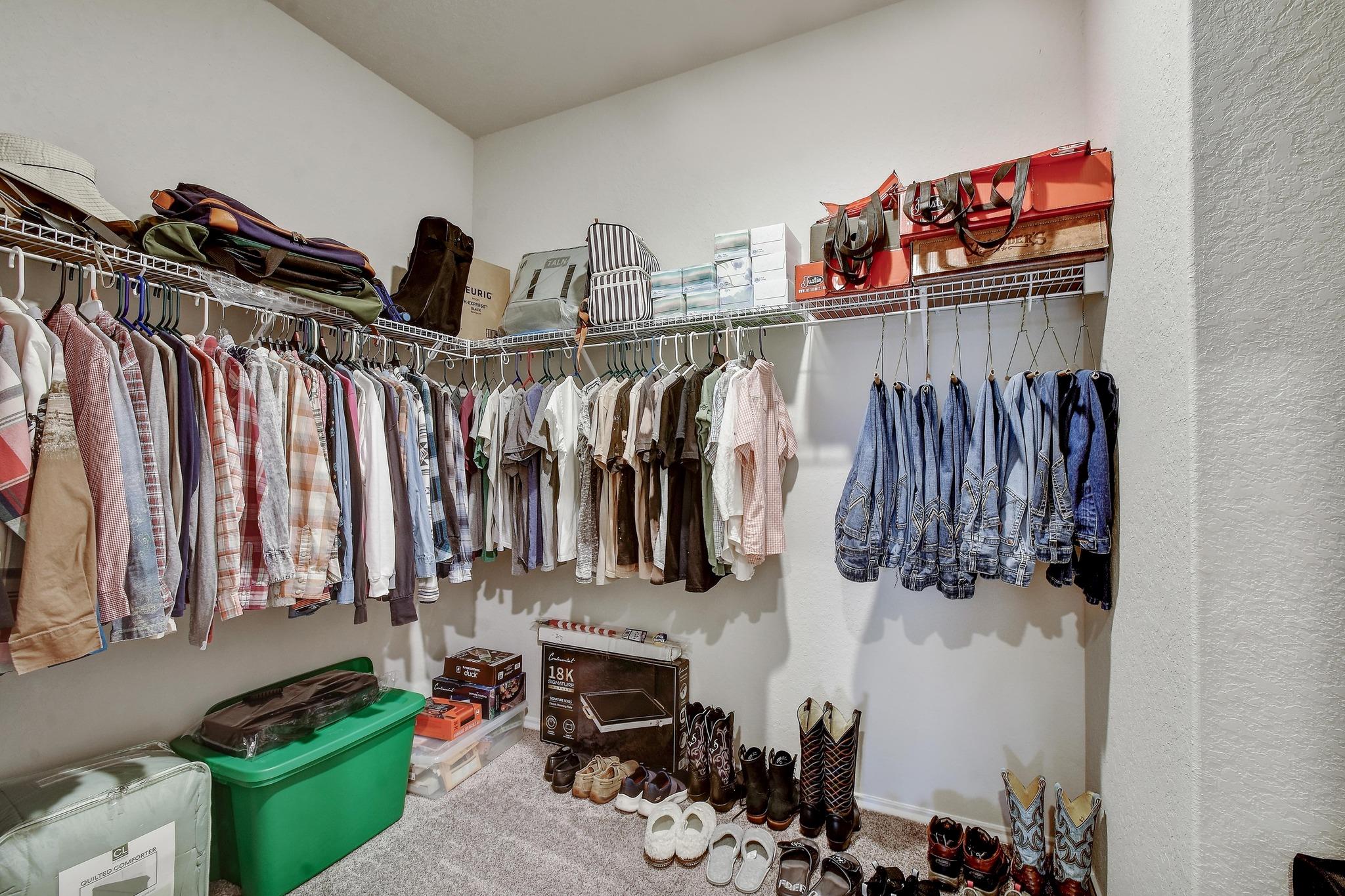 733 PEAK Pl, Seguin, TX 78155