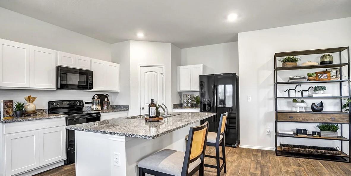 11524 Rush Ln, Elgin, TX 78621