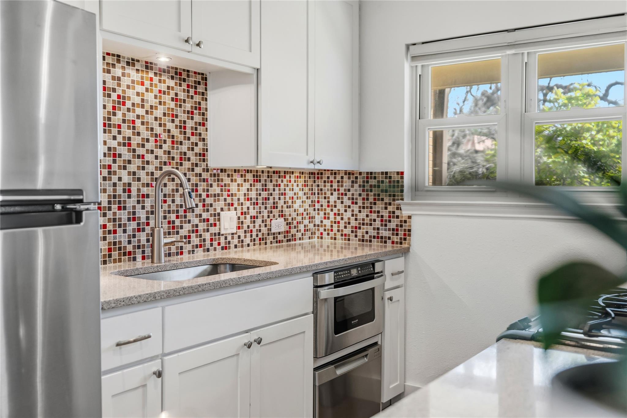 2301 Lawnmont Ave # 8, Austin, TX 78756