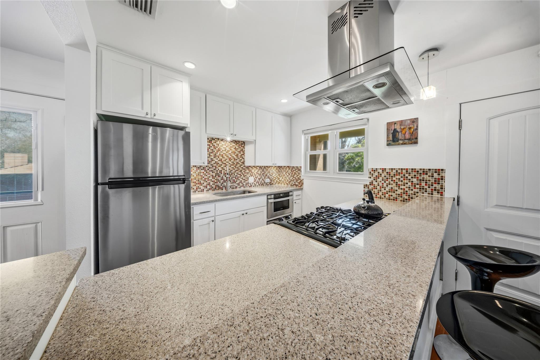 2301 Lawnmont Ave # 8, Austin, TX 78756