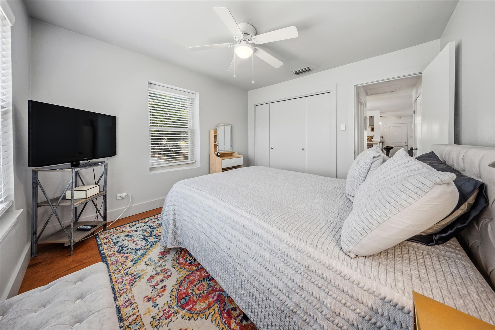 2301 Lawnmont Ave # 8, Austin, TX 78756