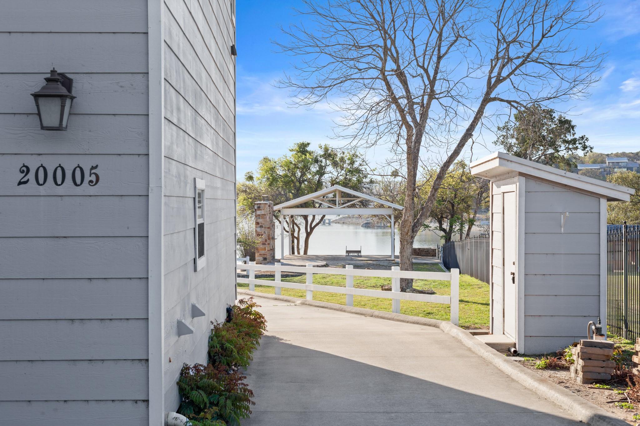 20005 Rod and Gun Club Rd, Spicewood, TX 78669