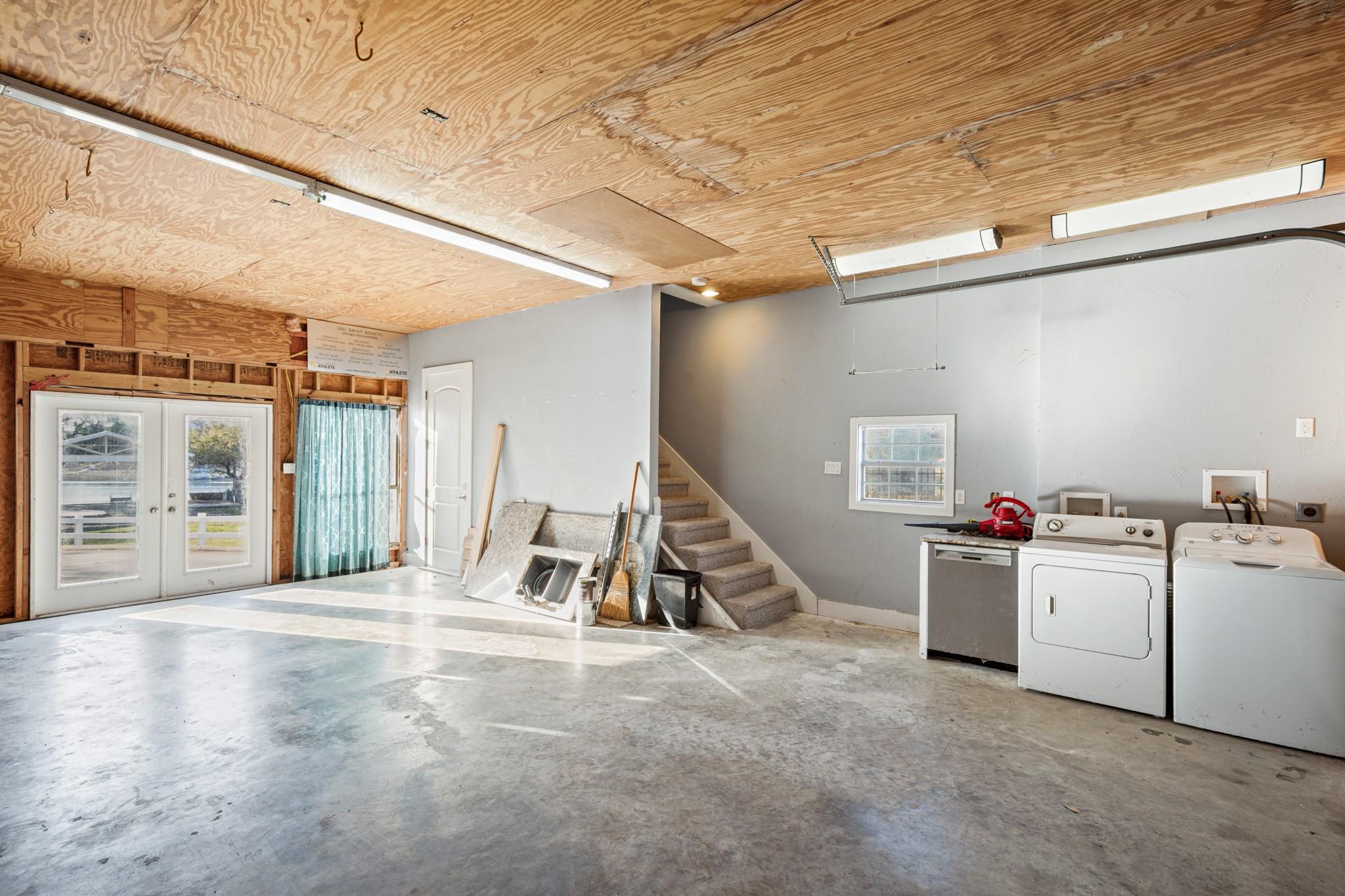 20005 Rod and Gun Club Rd, Spicewood, TX 78669