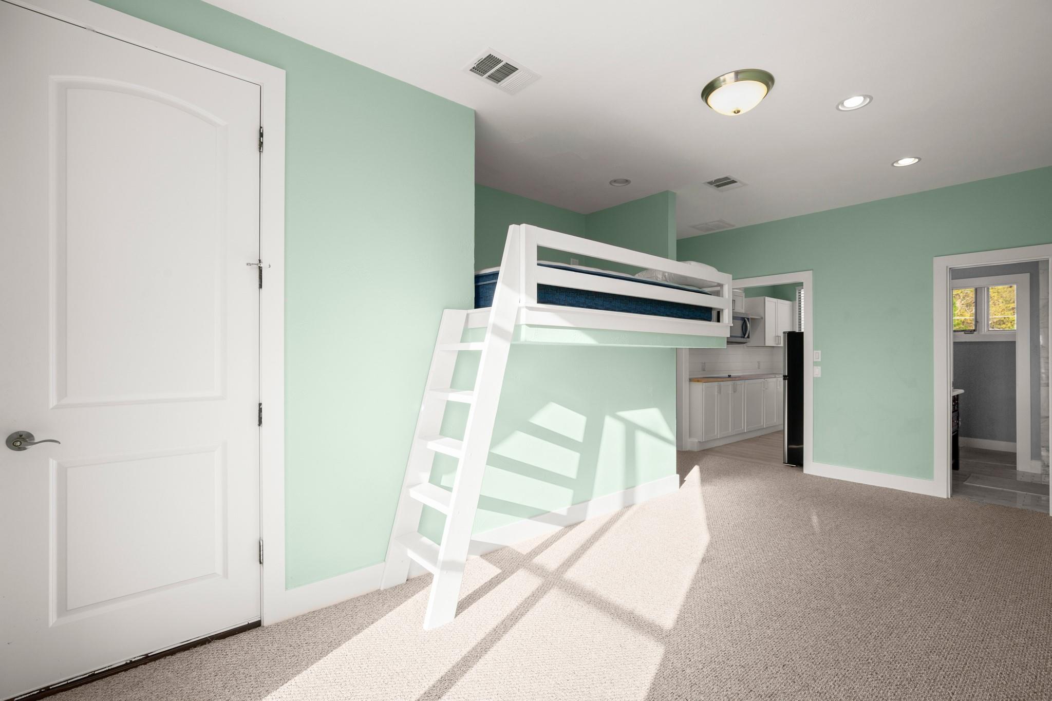 20005 Rod and Gun Club Rd, Spicewood, TX 78669