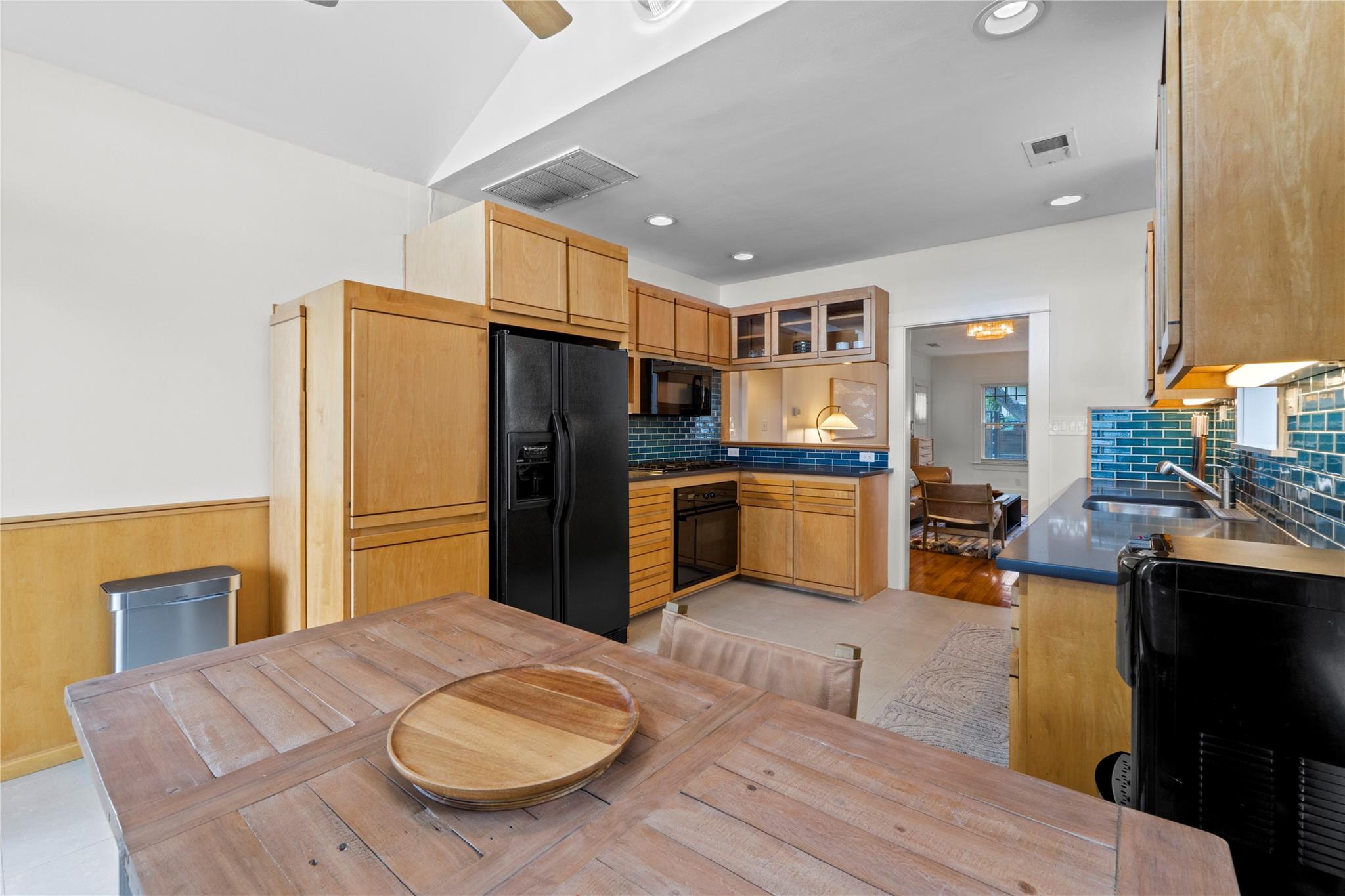 502 E Mary St, Austin, TX 78704