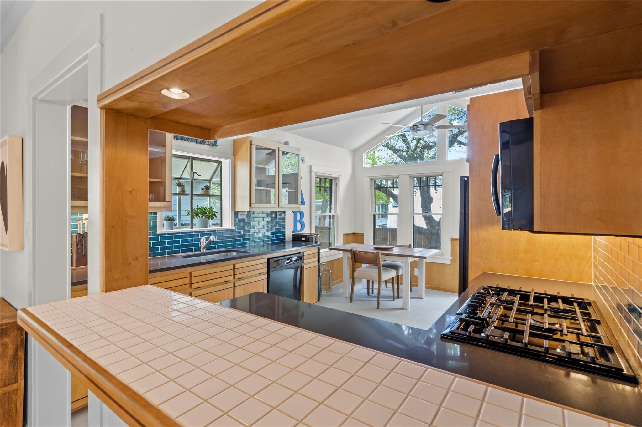 502 E Mary St, Austin, TX 78704