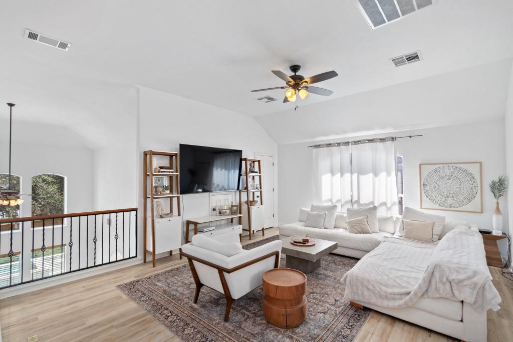 10313 Big Thicket Dr, Austin, TX 78747