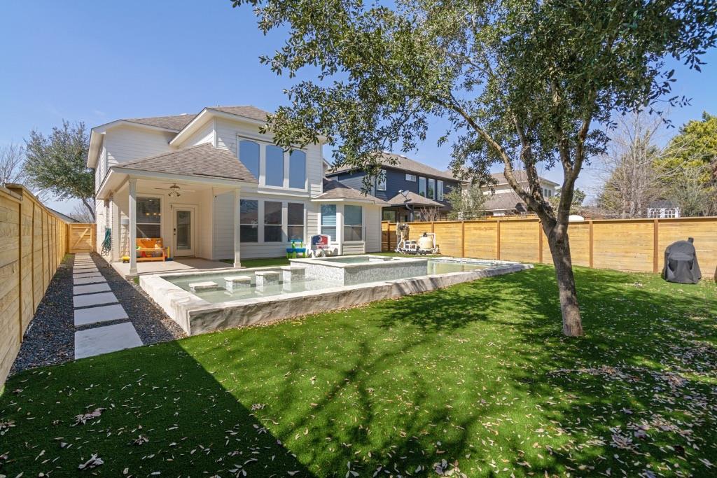 10313 Big Thicket Dr, Austin, TX 78747