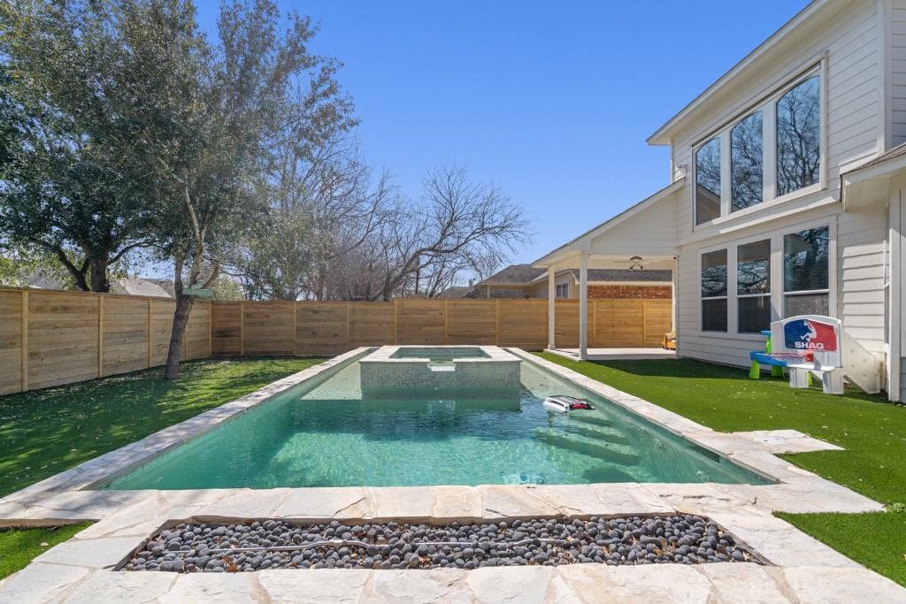 10313 Big Thicket Dr, Austin, TX 78747