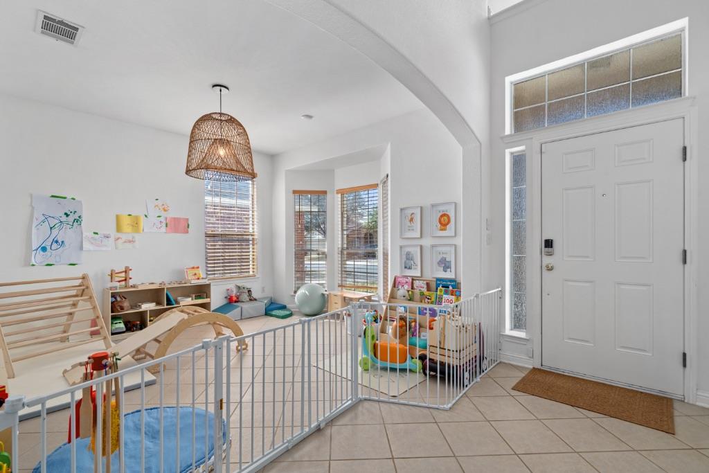 10313 Big Thicket Dr, Austin, TX 78747