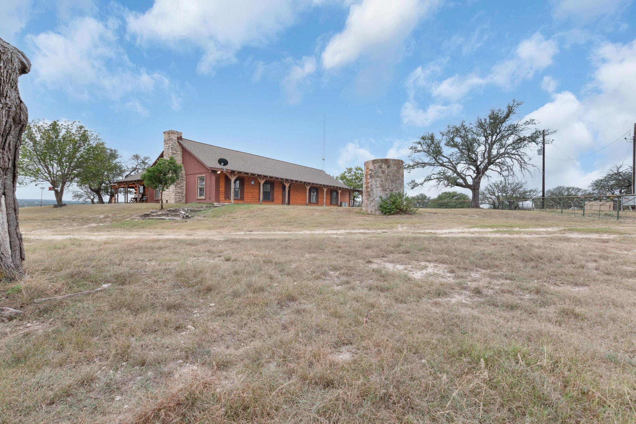 124 Old Mission Rd, Kempner, TX 76539