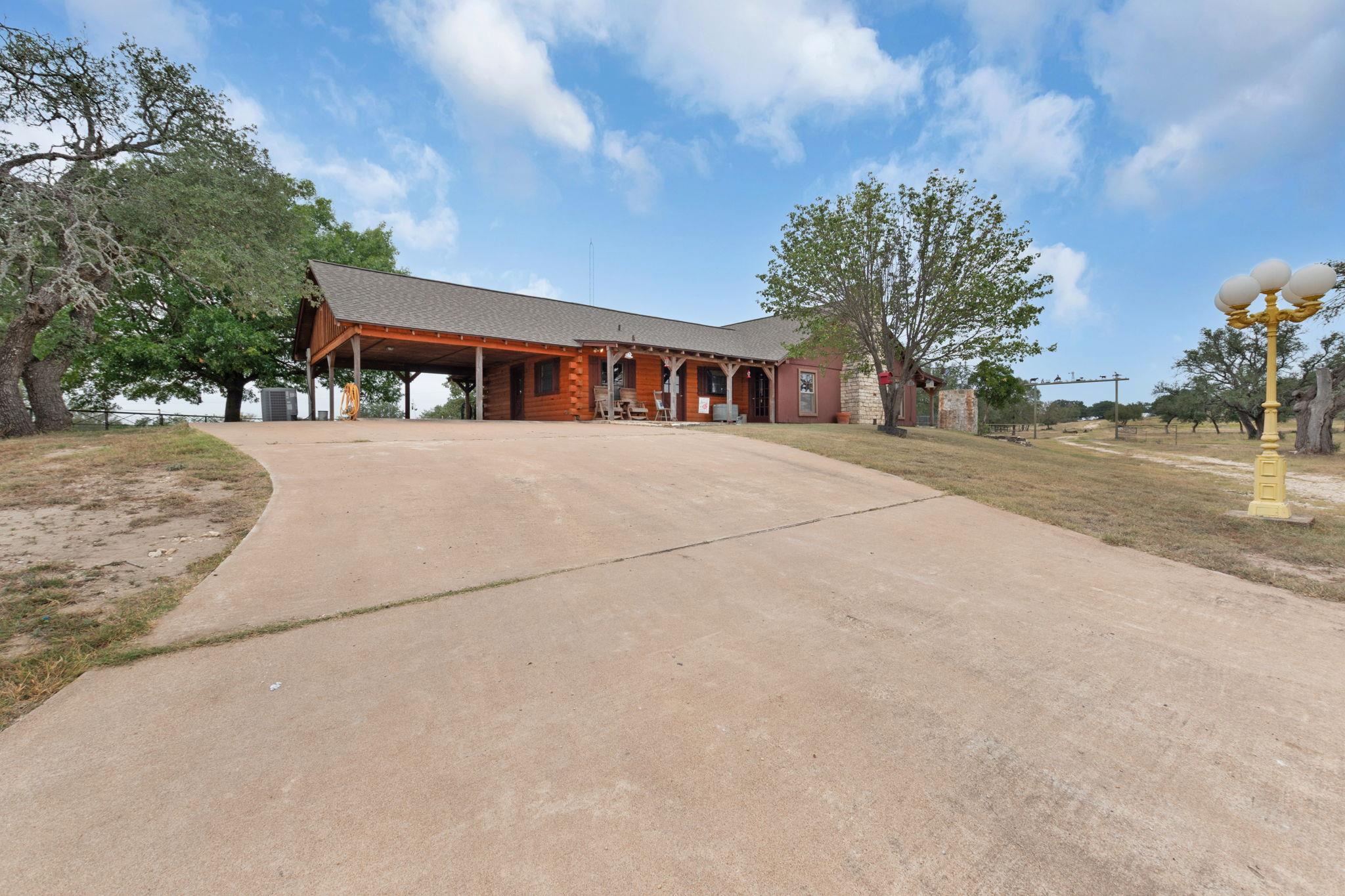 124 Old Mission Rd, Kempner, TX 76539