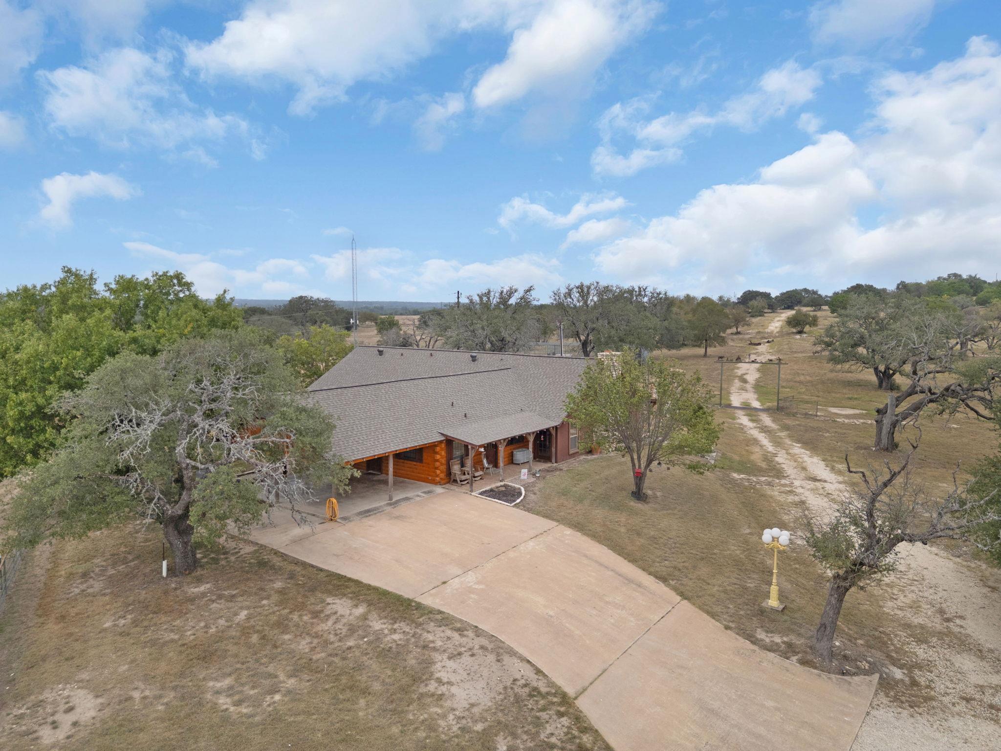 124 Old Mission Rd, Kempner, TX 76539