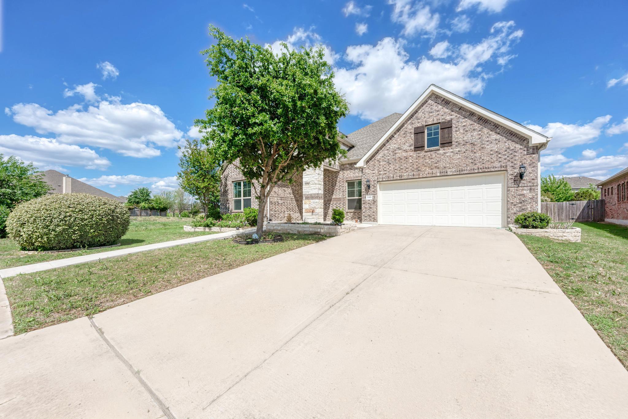 2416 Echo Park Dr, Leander, TX 78641