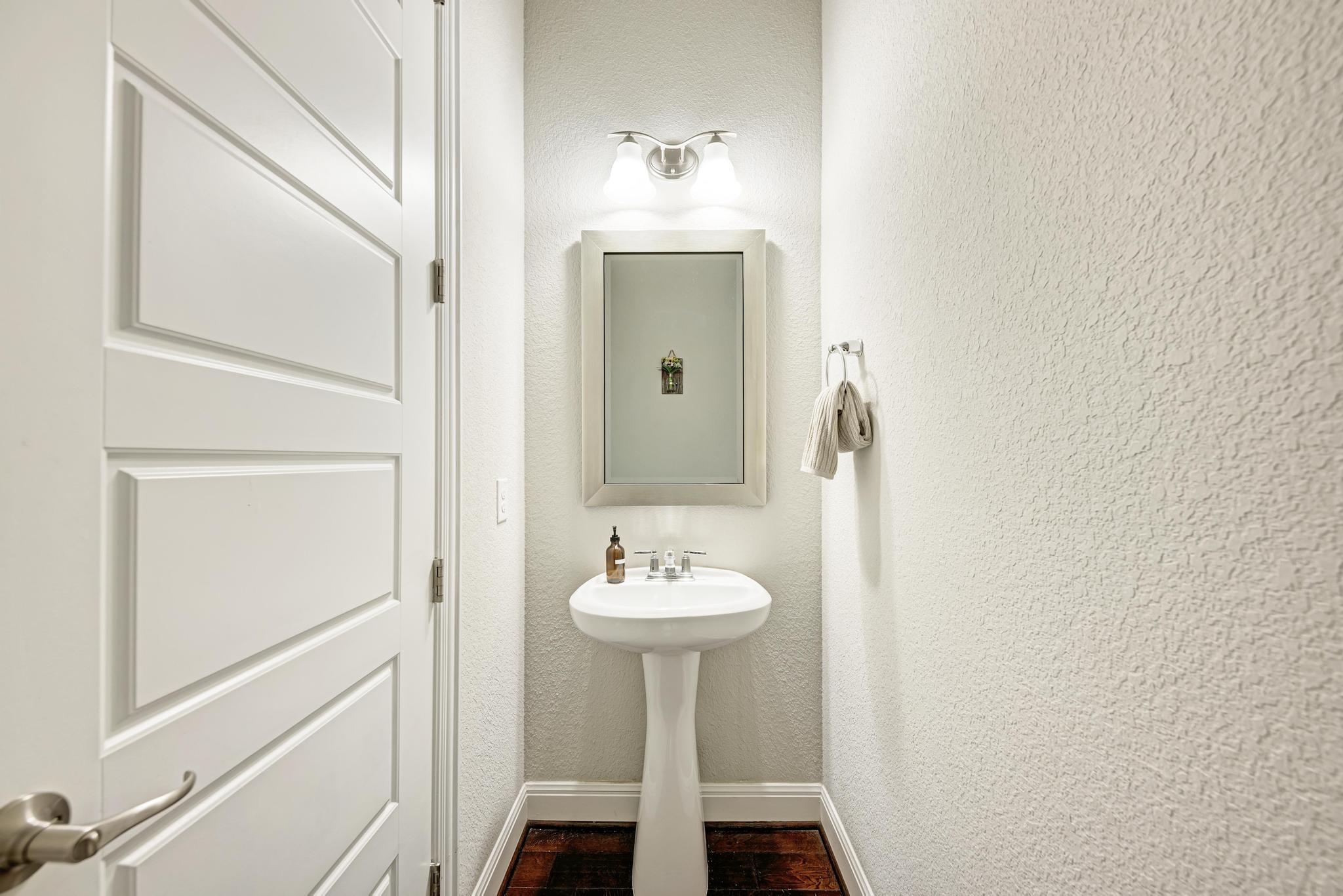 2416 Echo Park Dr, Leander, TX 78641