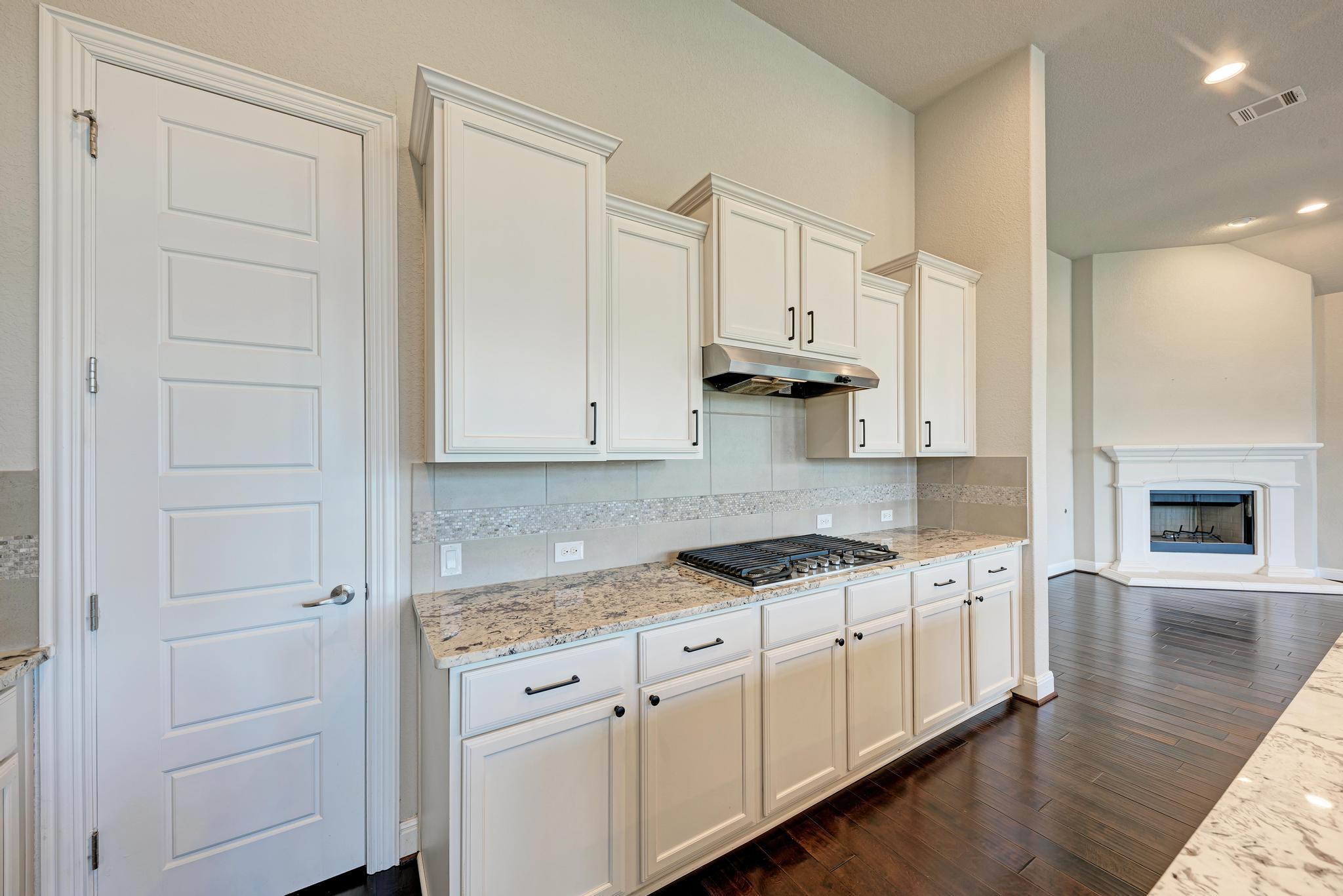 2416 Echo Park Dr, Leander, TX 78641