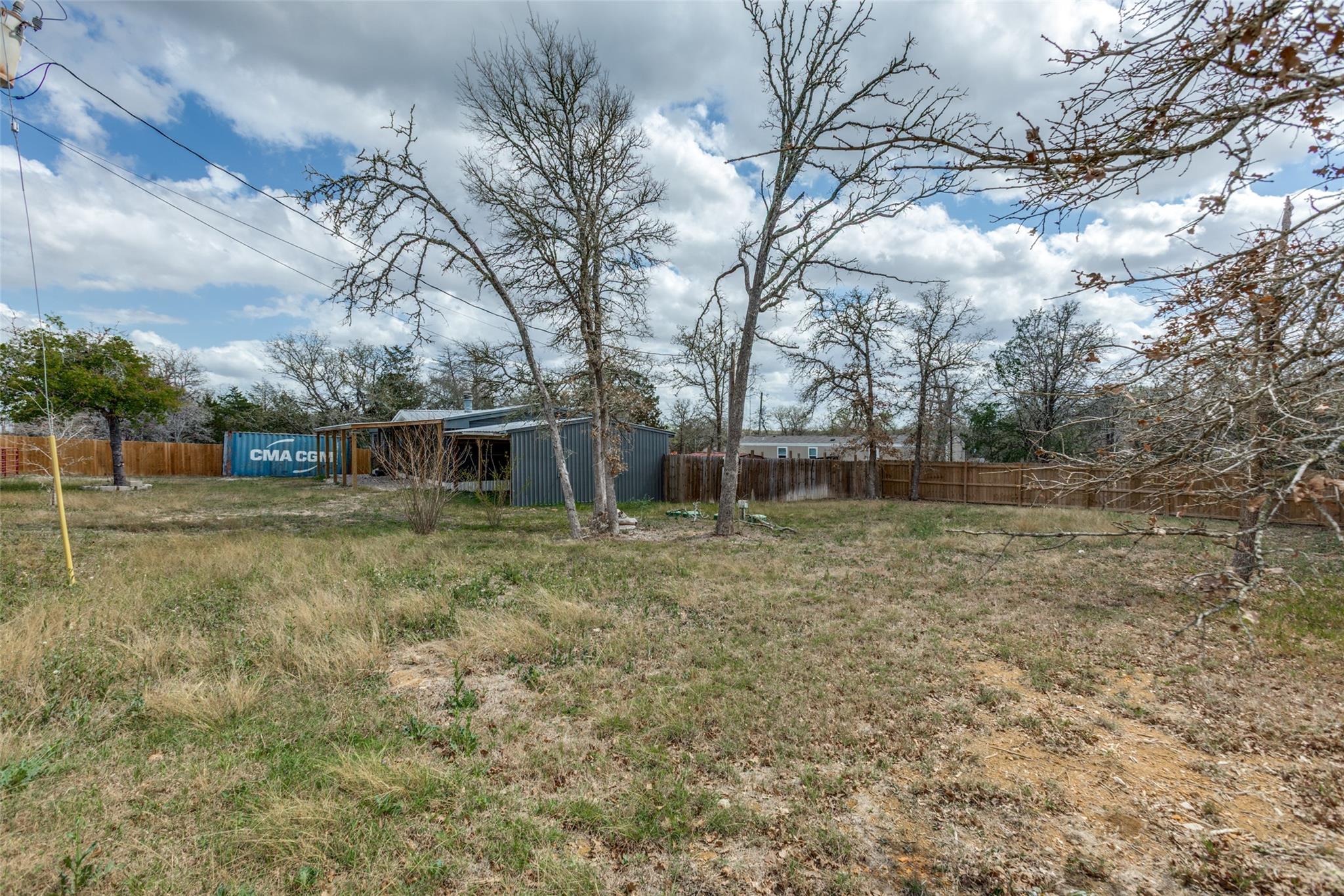 133 Deer Run, Smithville, TX 78957
