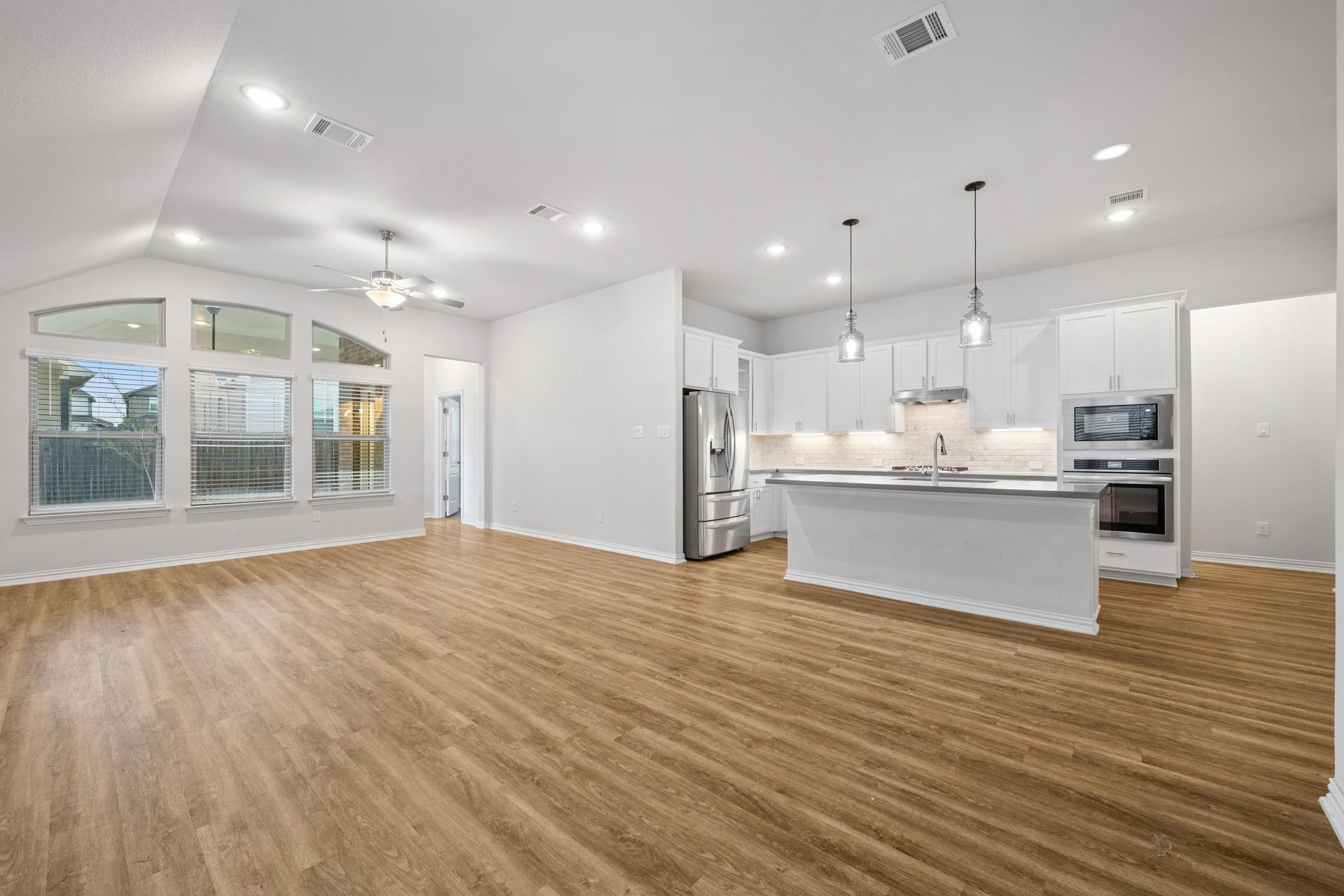 117 Switch Bud Dr, Buda, TX 78610