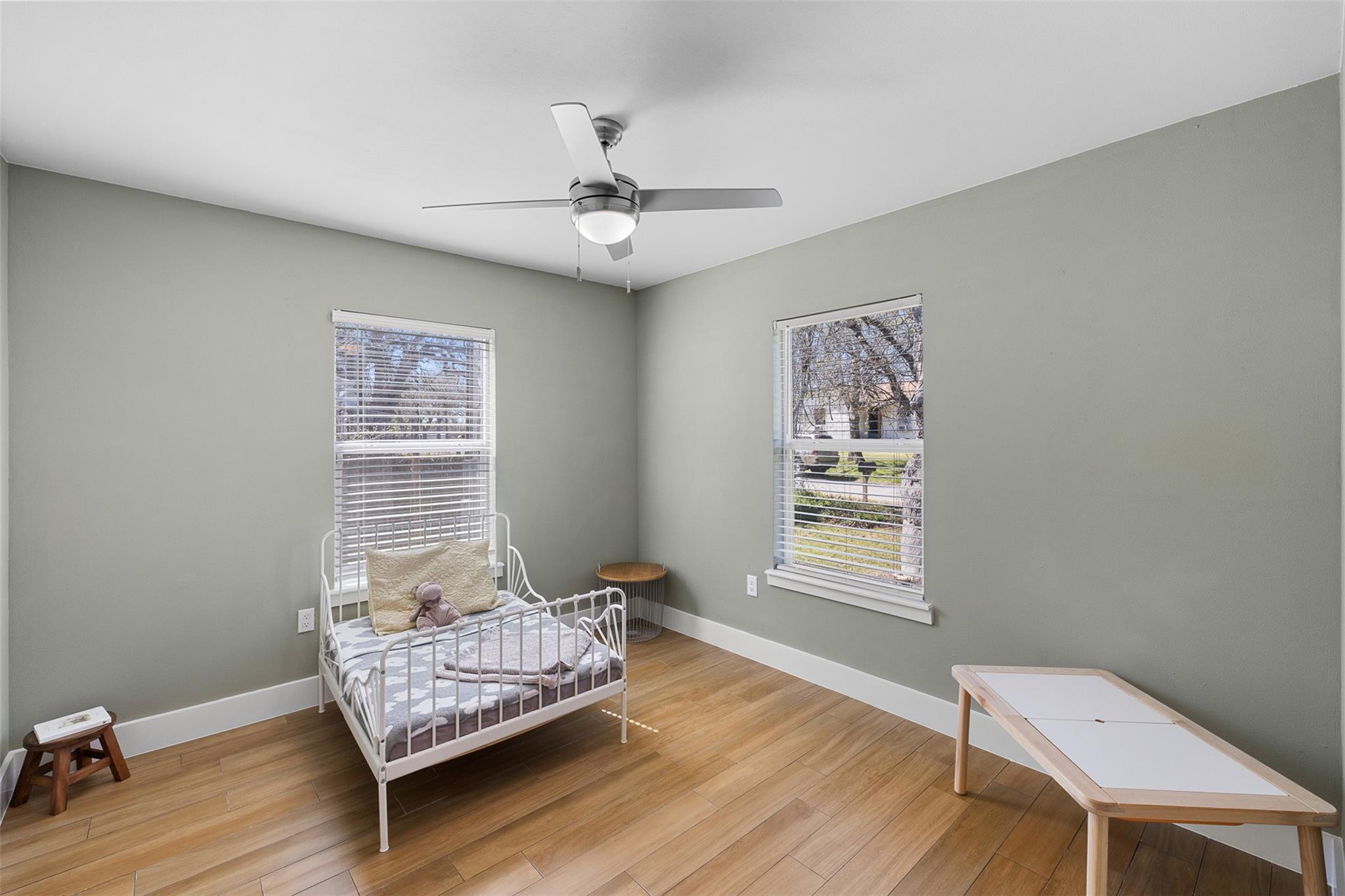 823 Hickory St, Rockdale, TX 76567