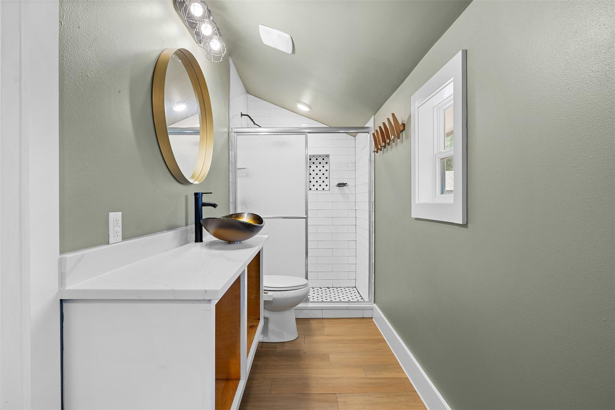 823 Hickory St, Rockdale, TX 76567