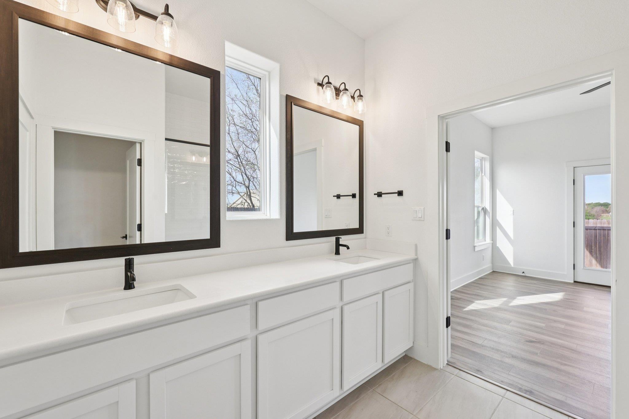 8760 Wellspring Loop, Round Rock, TX 78665