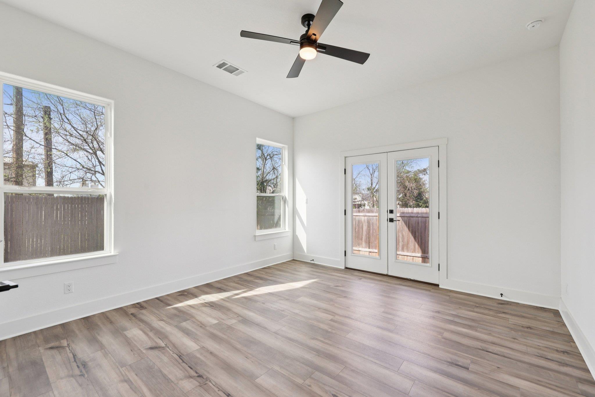 8760 Wellspring Loop, Round Rock, TX 78665