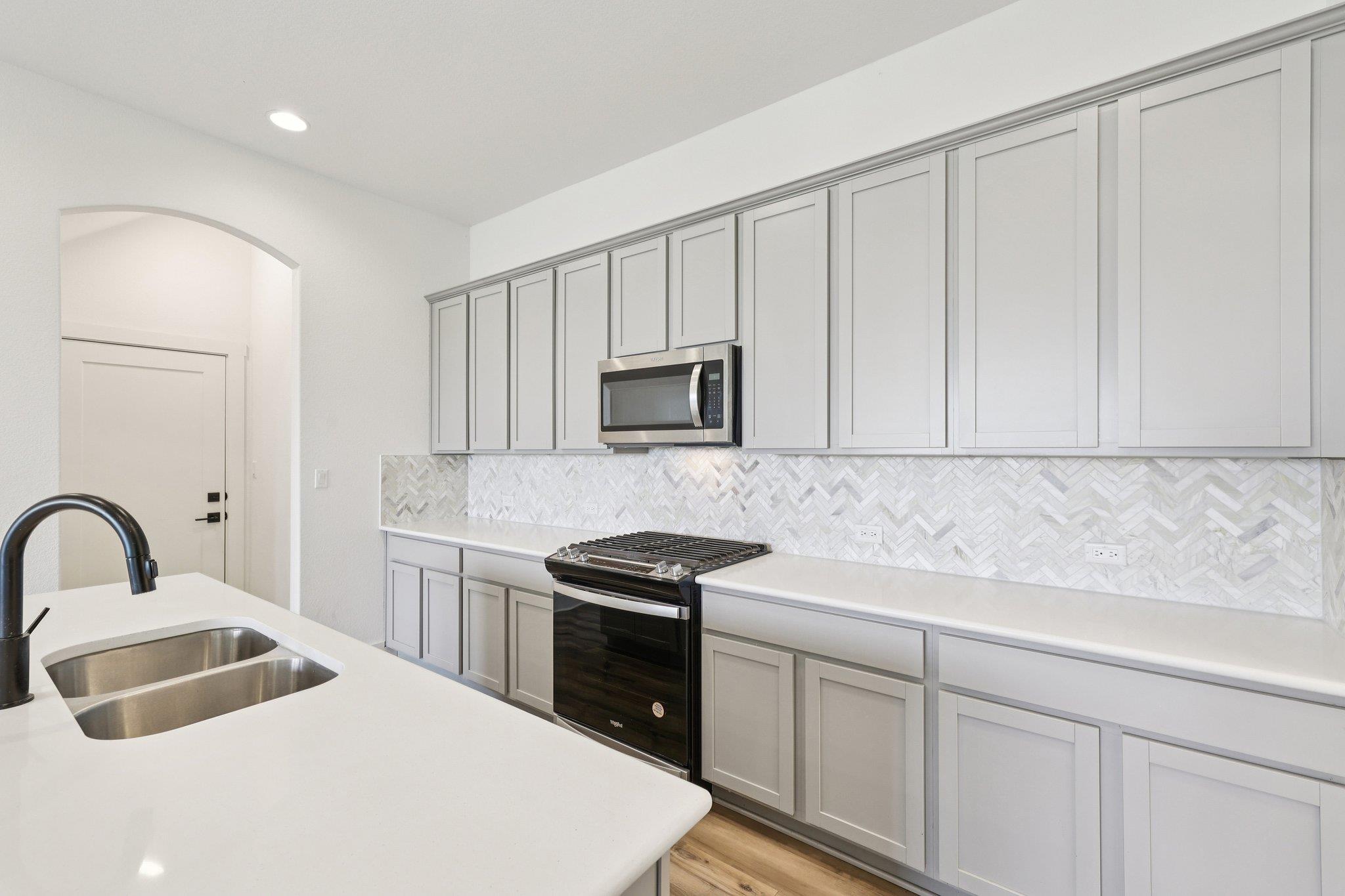 8760 Wellspring Loop, Round Rock, TX 78665