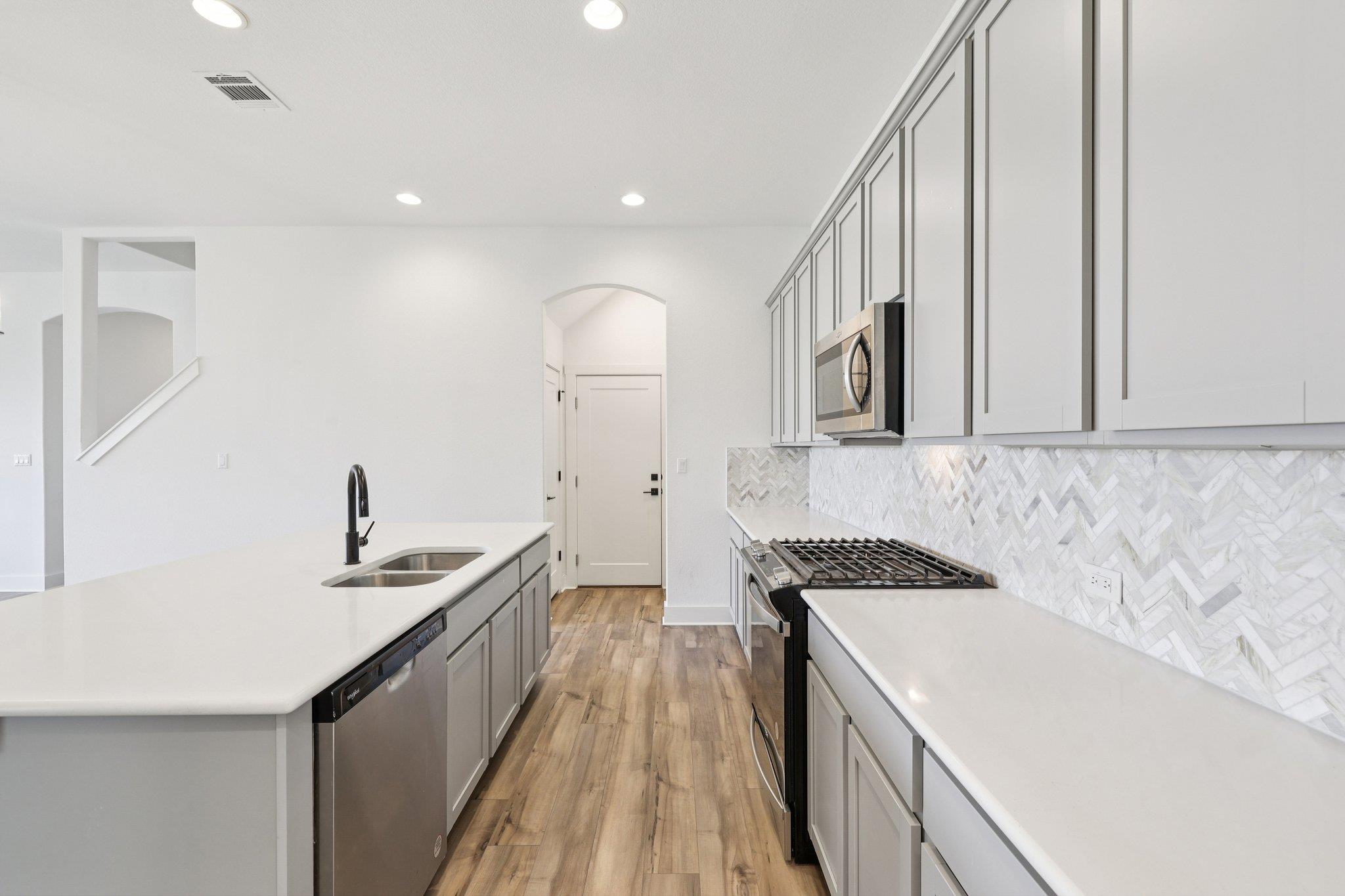 8760 Wellspring Loop, Round Rock, TX 78665