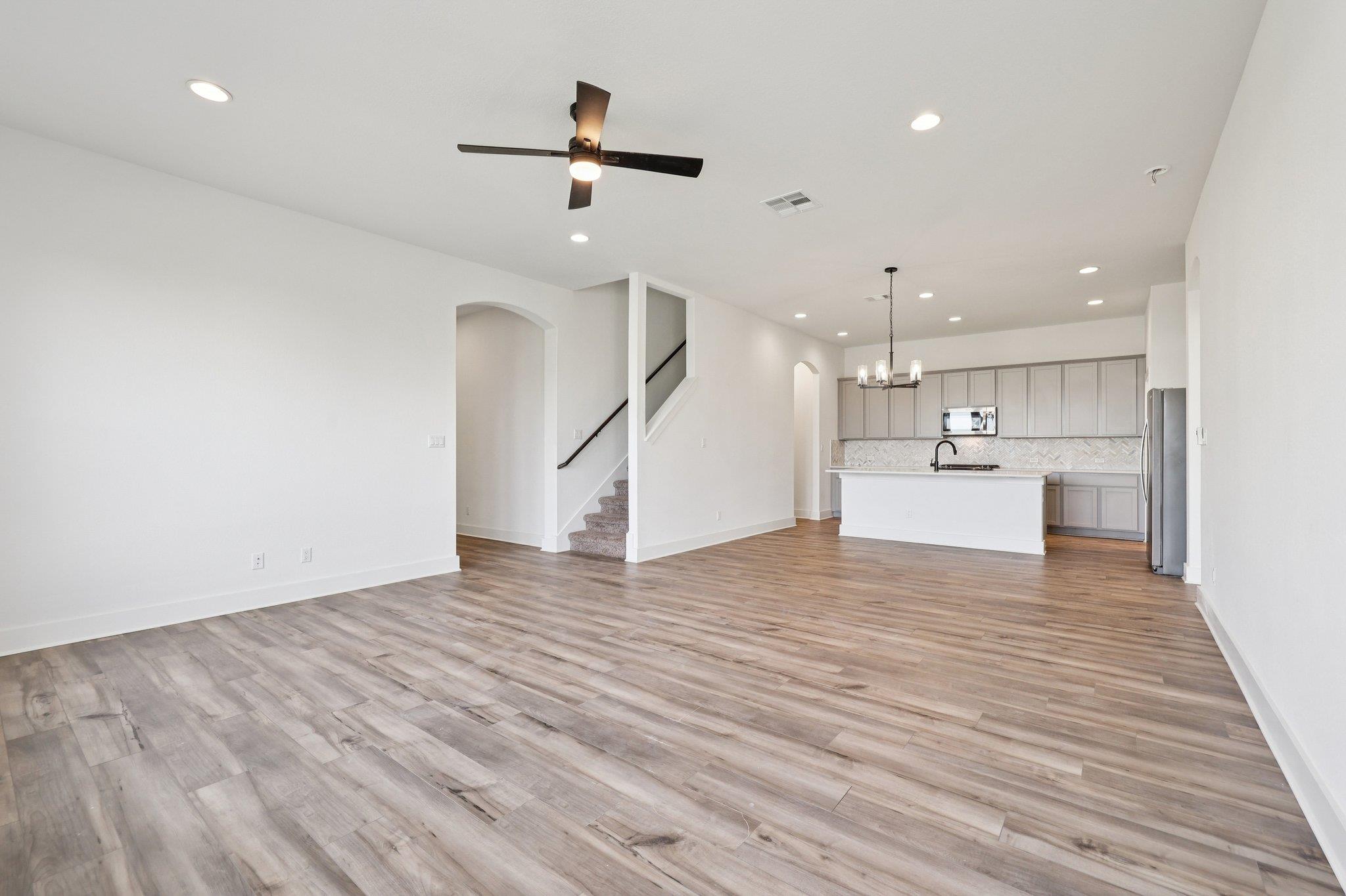 8760 Wellspring Loop, Round Rock, TX 78665