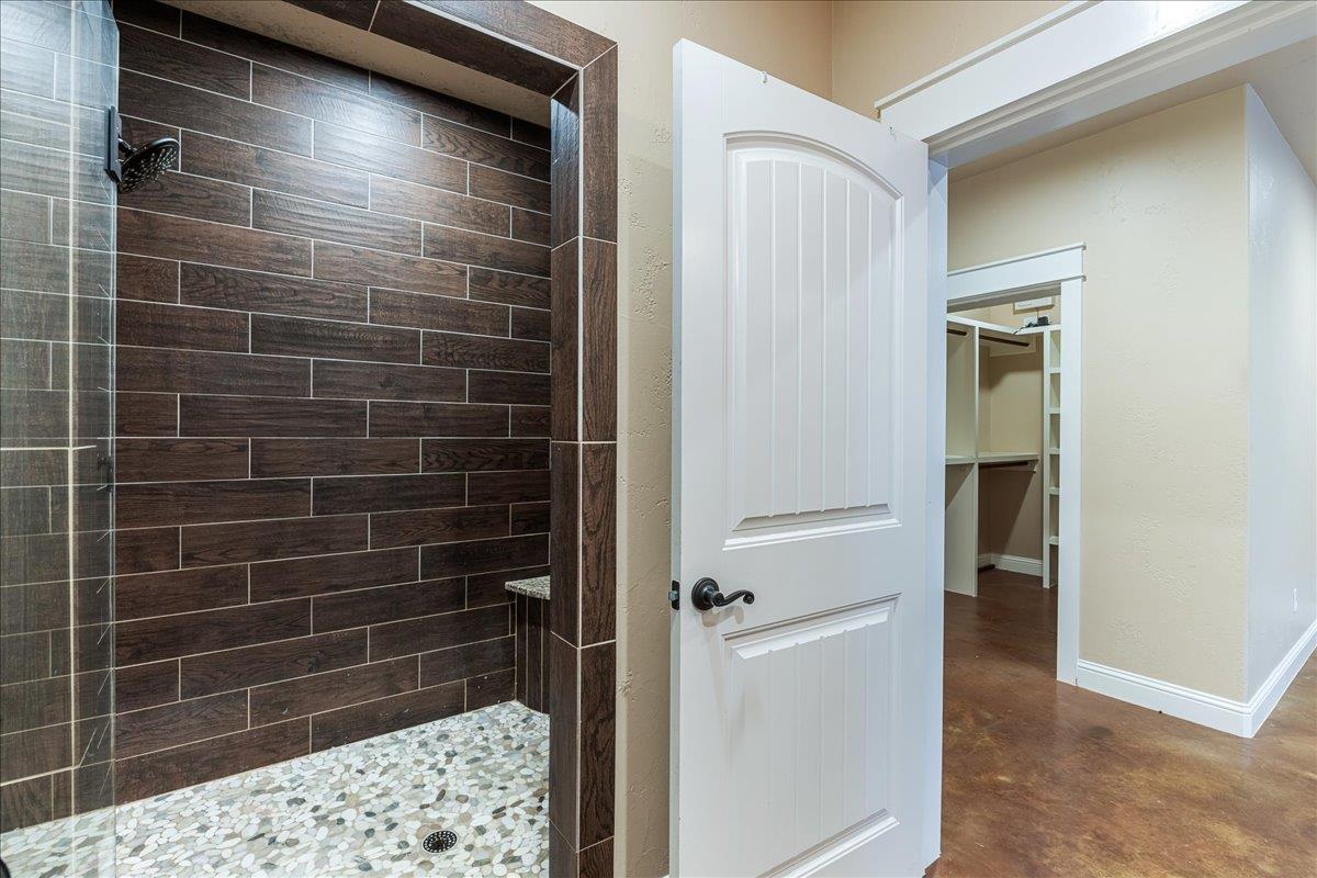 300 County Road 407, Spicewood, TX 78669